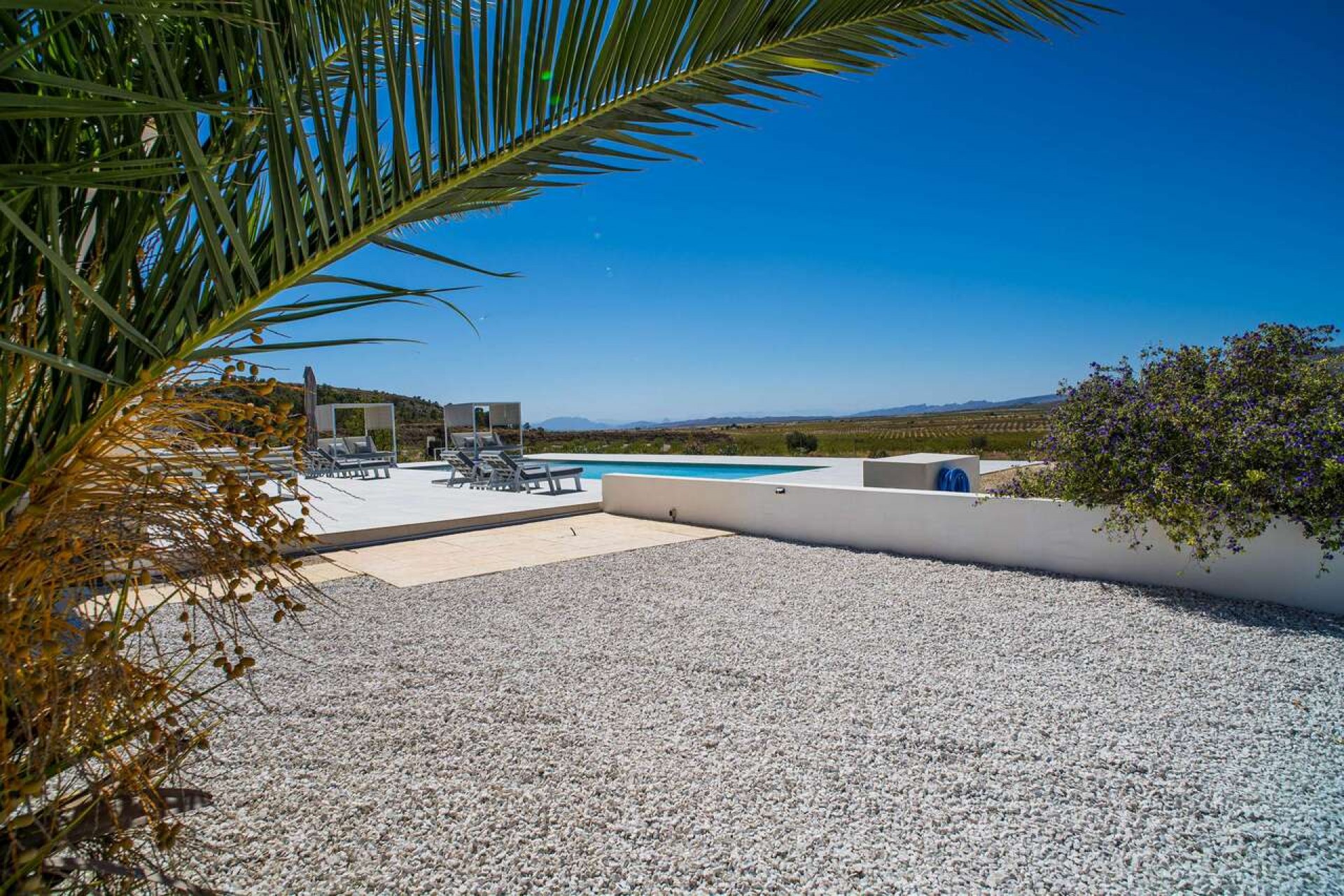 Återförsäljning - Villa -
Pinoso - Inland