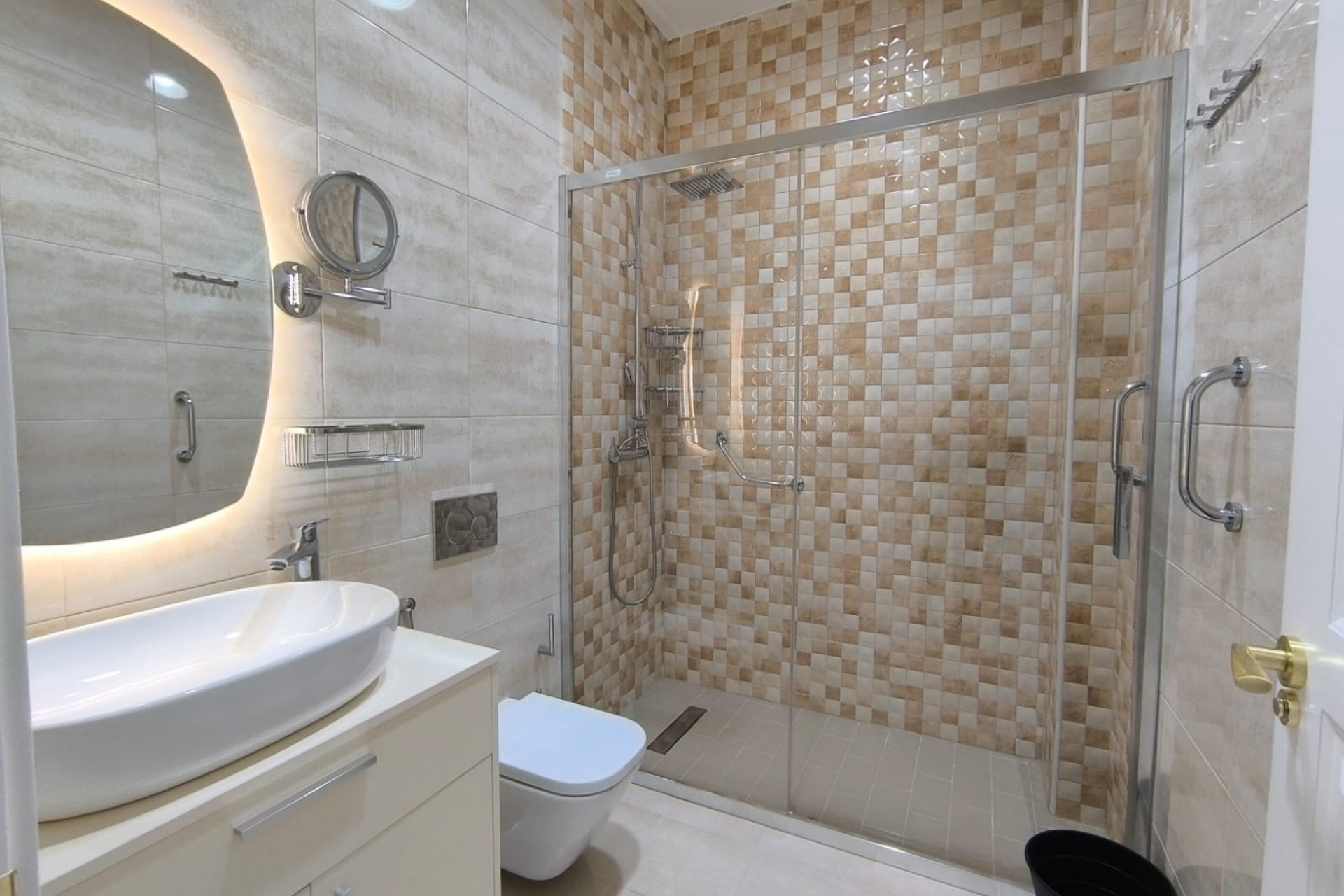 Återförsäljning - Villa -
Pinoso - Inland