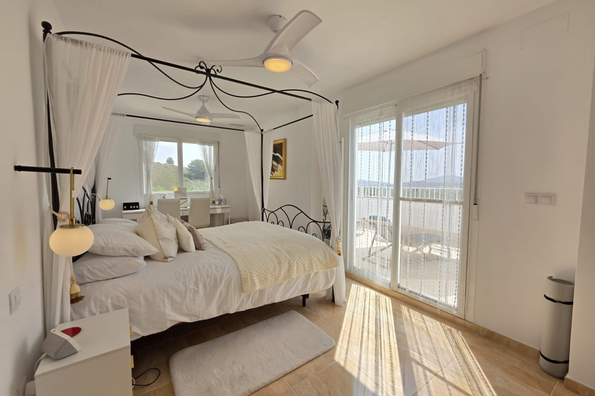 Återförsäljning - Villa -
Pinoso - Inland