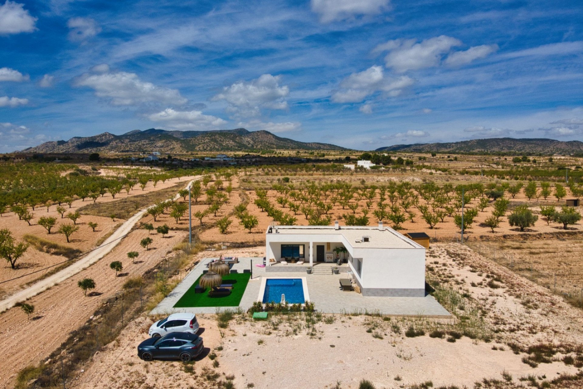 Återförsäljning - Villa -
Pinoso - Inland