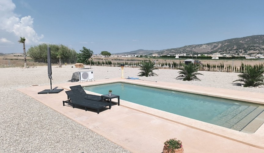 Återförsäljning - Villa -
Pinoso - Inland