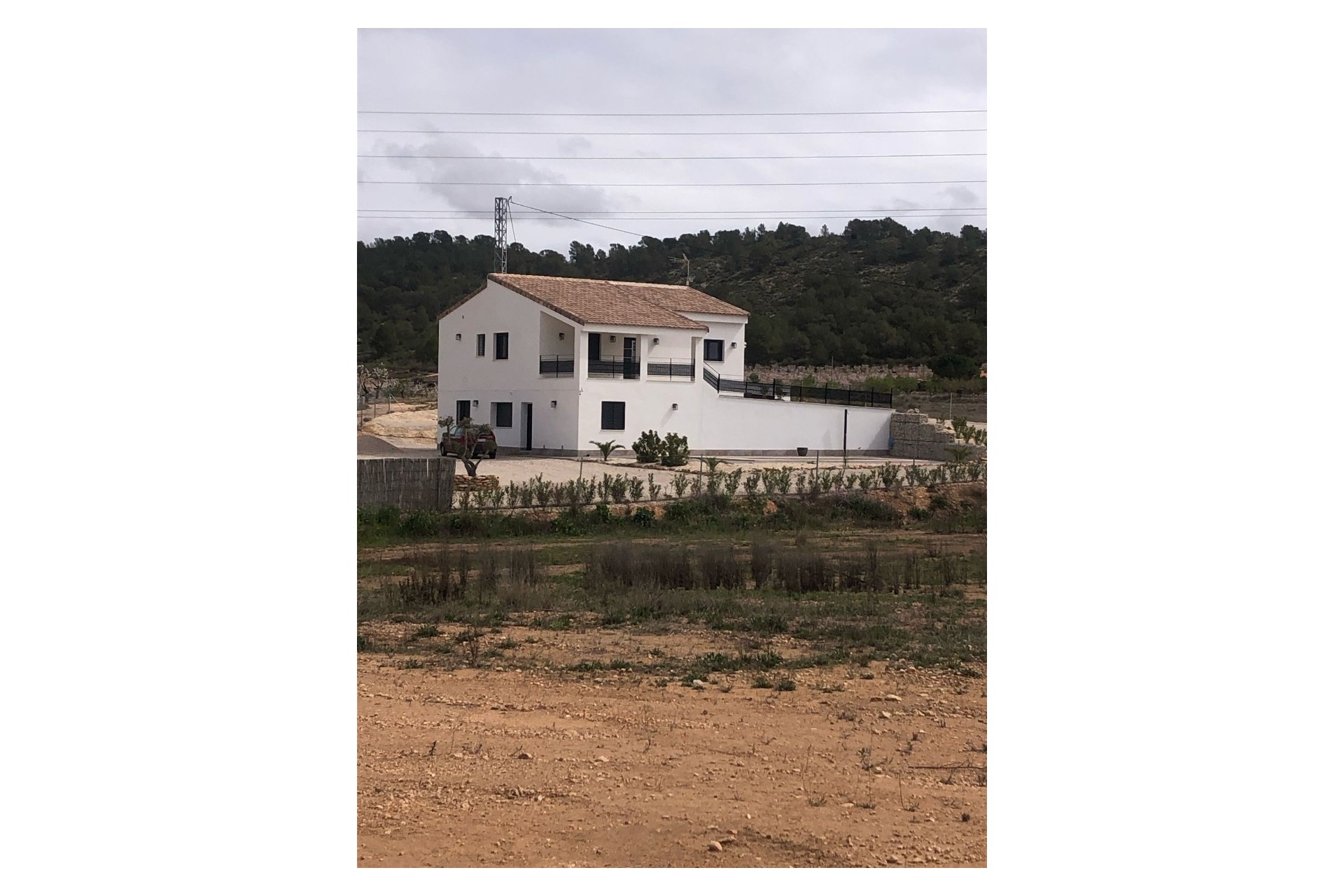Återförsäljning - Villa -
Pinoso - Inland