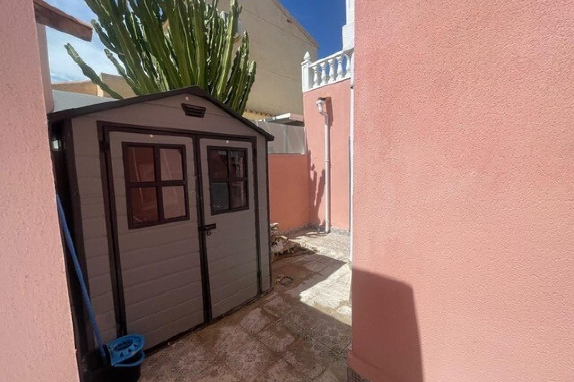 Återförsäljning - Villa -
Playa Flamenca - Costa Blanca