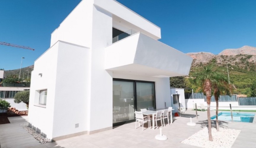 Återförsäljning - Villa -
Polop - Costa Blanca