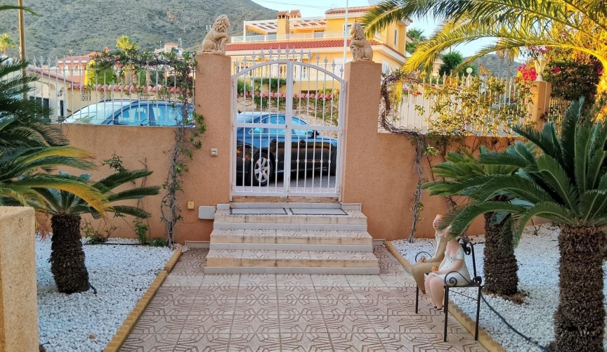 Återförsäljning - Villa -
Puerto de Mazarron - Bolnuevo