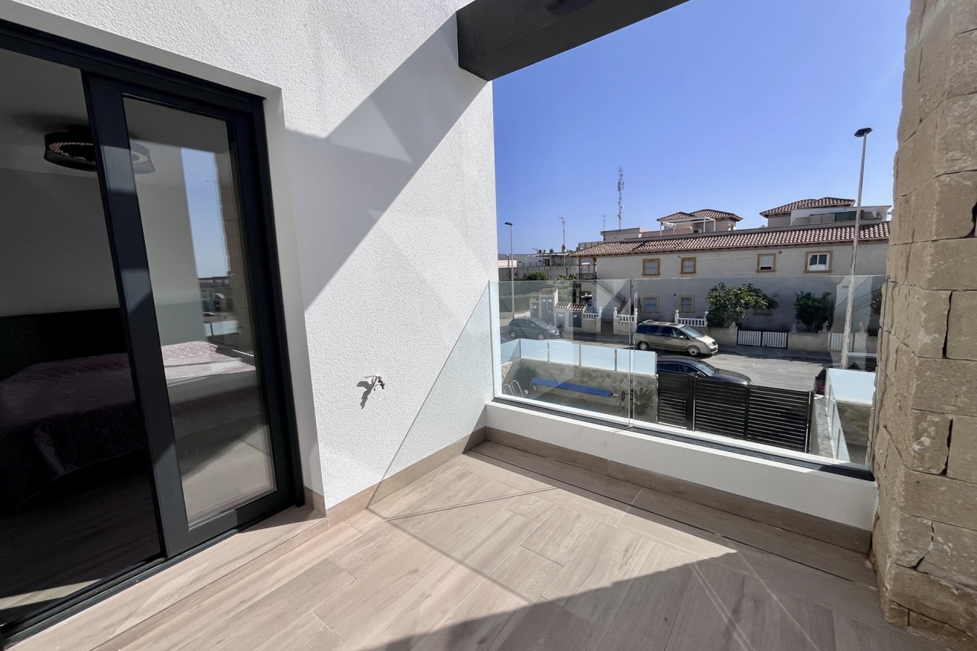 Återförsäljning - Villa -
Punta Prima - Costa Blanca