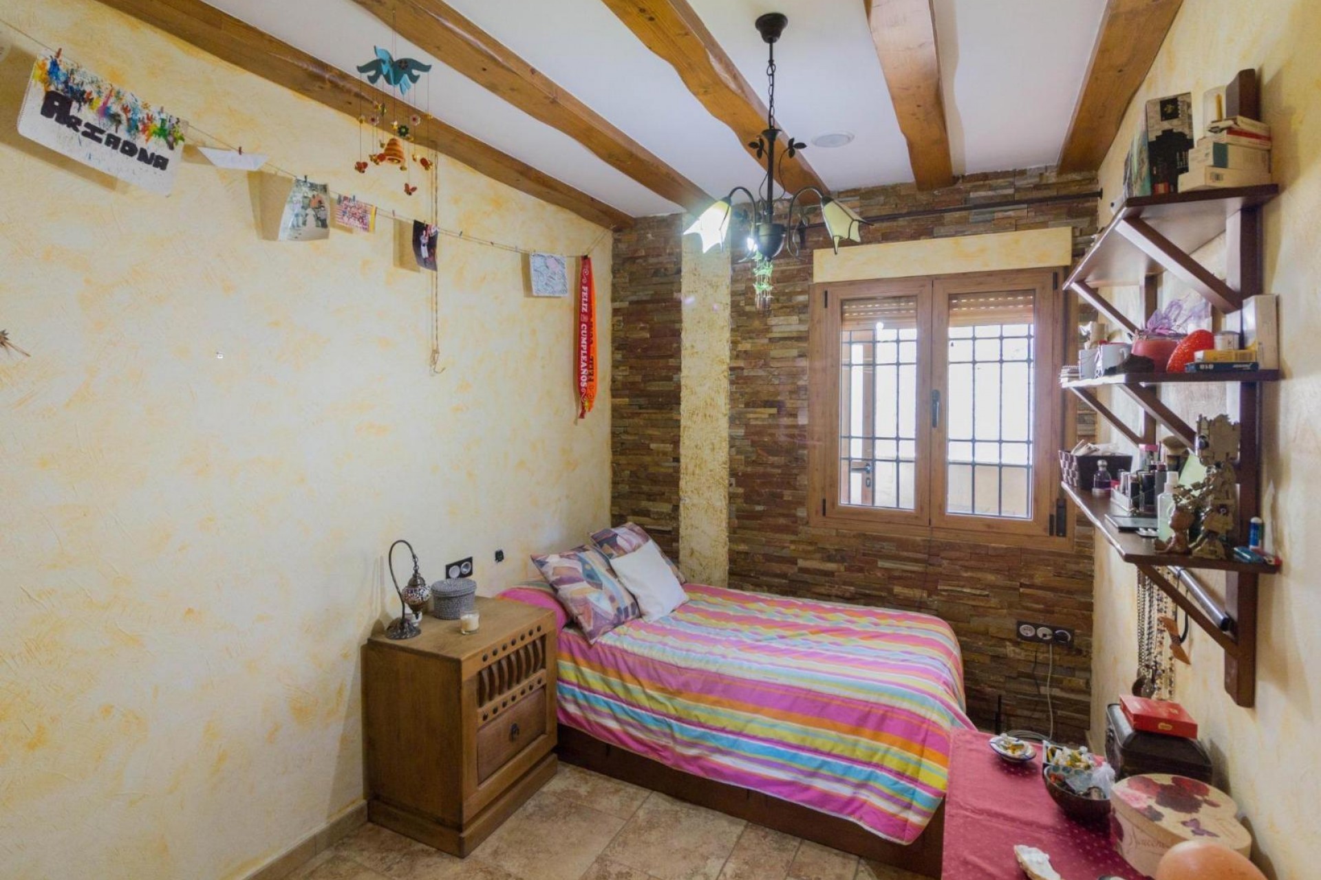 Återförsäljning - Villa -
Redován - Comunidad Valenciana