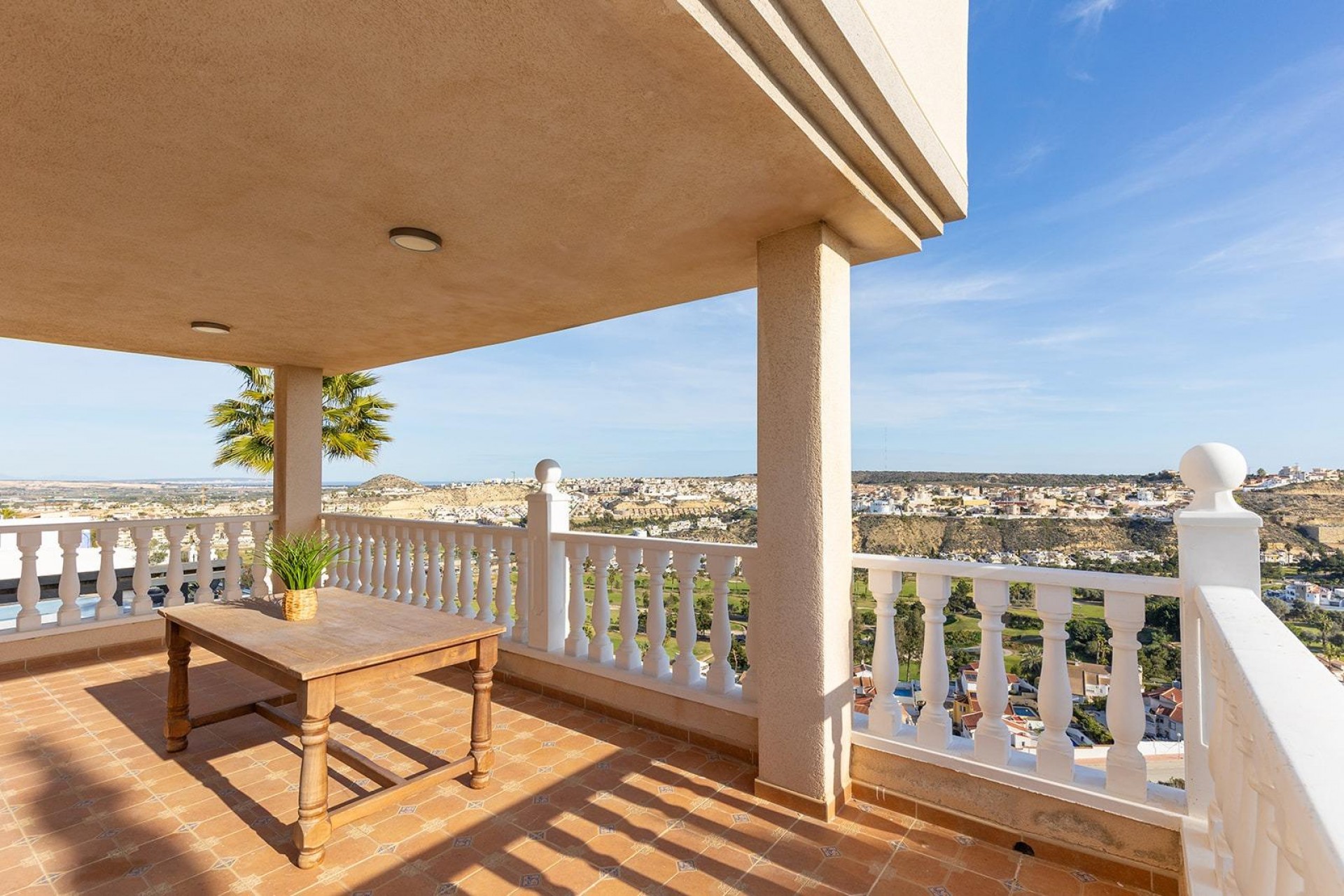 Återförsäljning - Villa -
Rojales - Campo De Golf La Marquesa