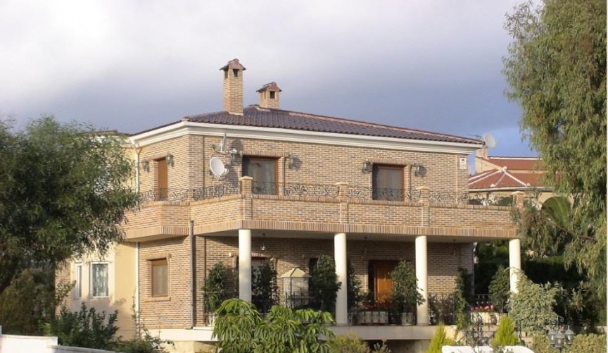 Återförsäljning - Villa -
Rojales - Ciudad Quesada