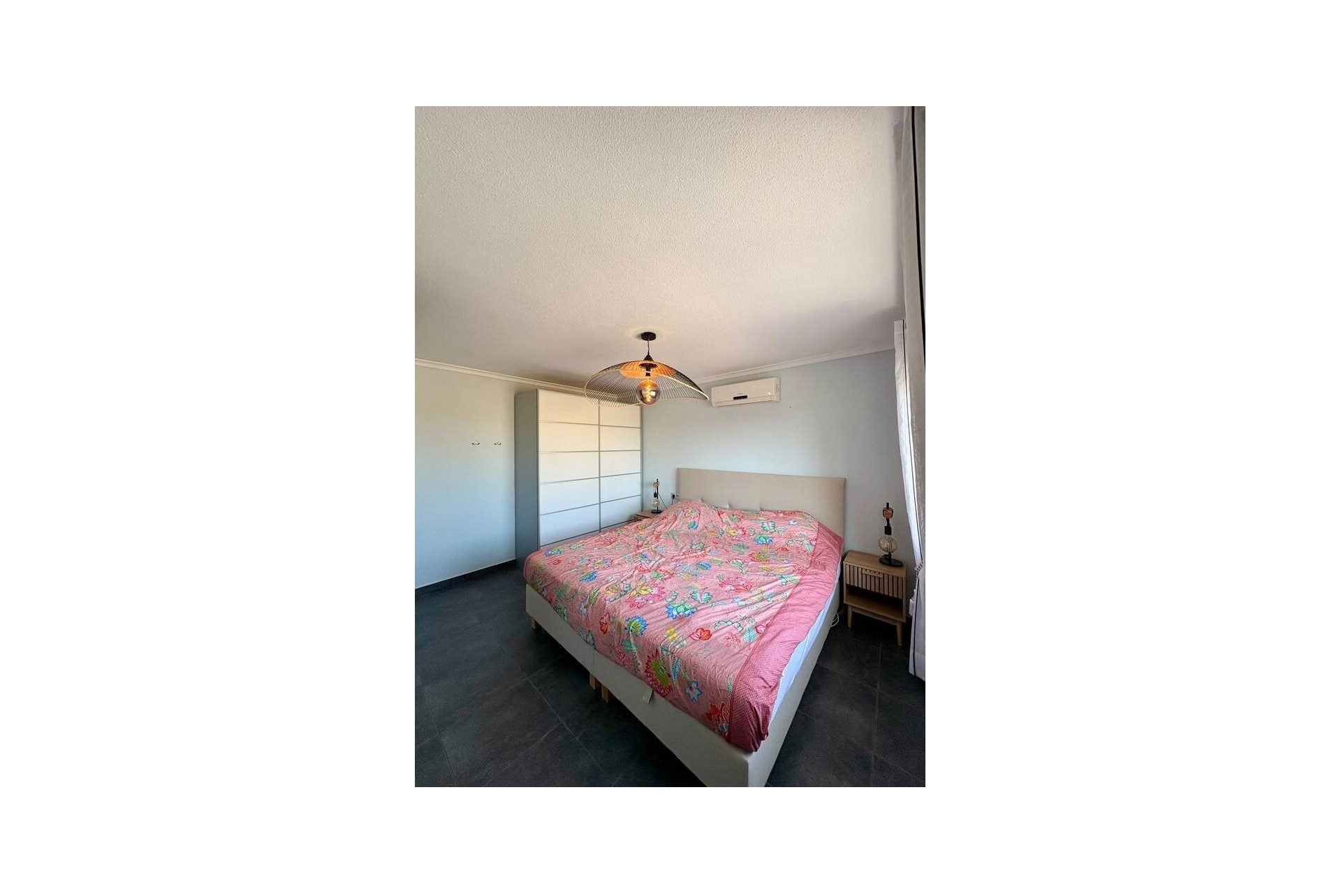 Återförsäljning - Villa -
Rojales - Costa Blanca
