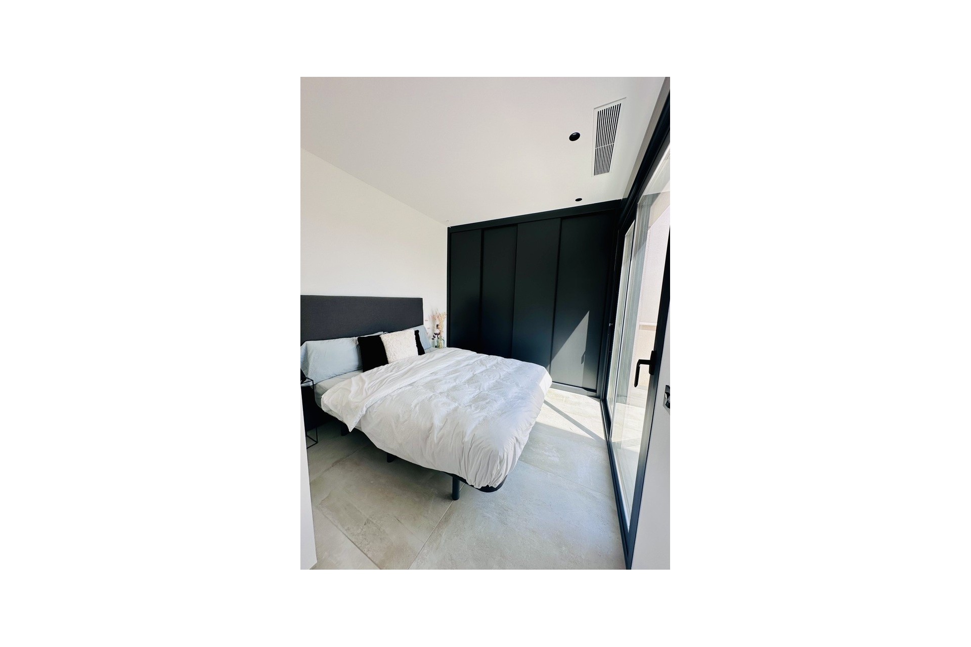 Återförsäljning - Villa -
Rojales Hills - Costa Blanca