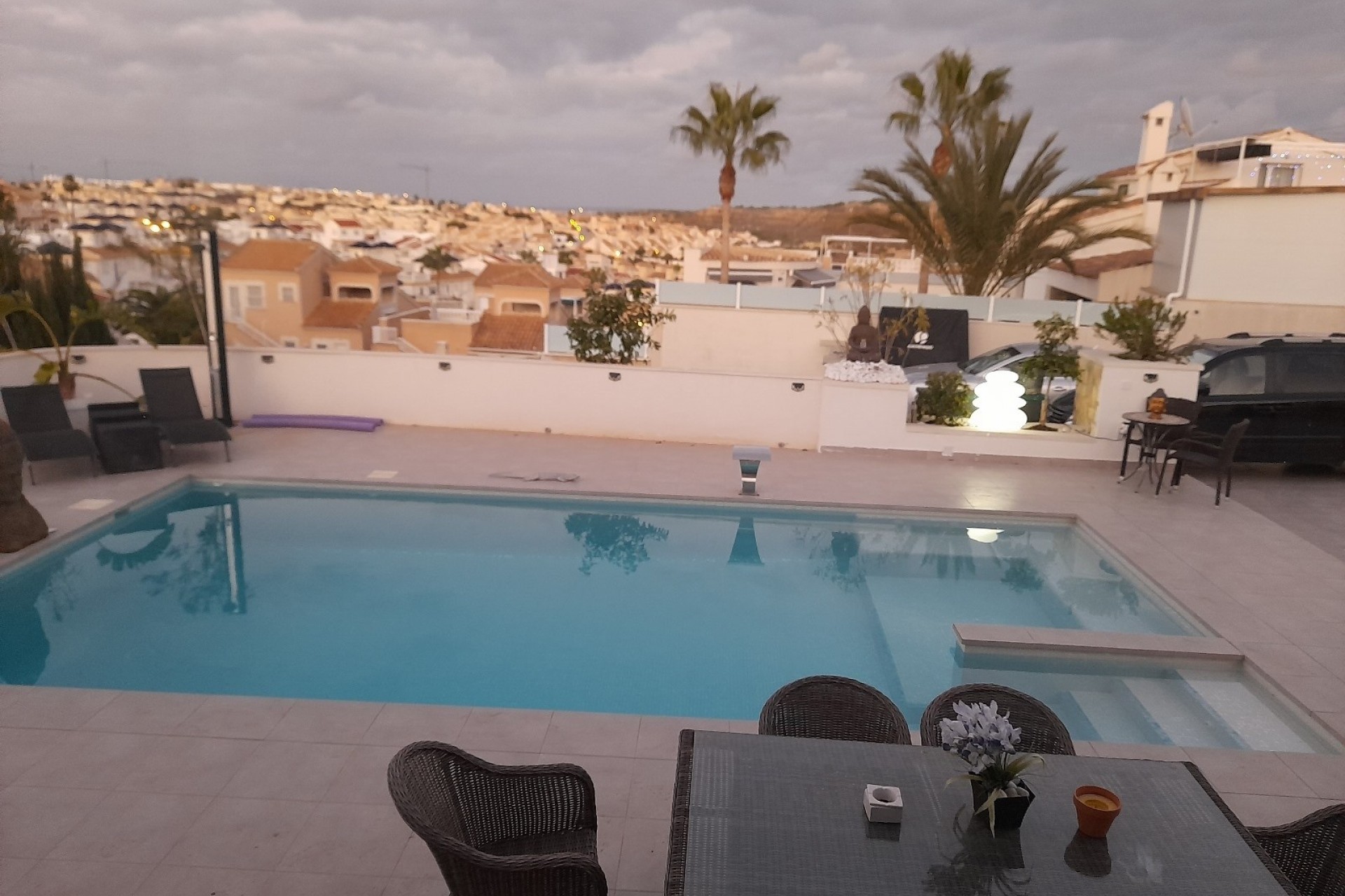 Återförsäljning - Villa -
Rojales - Inland