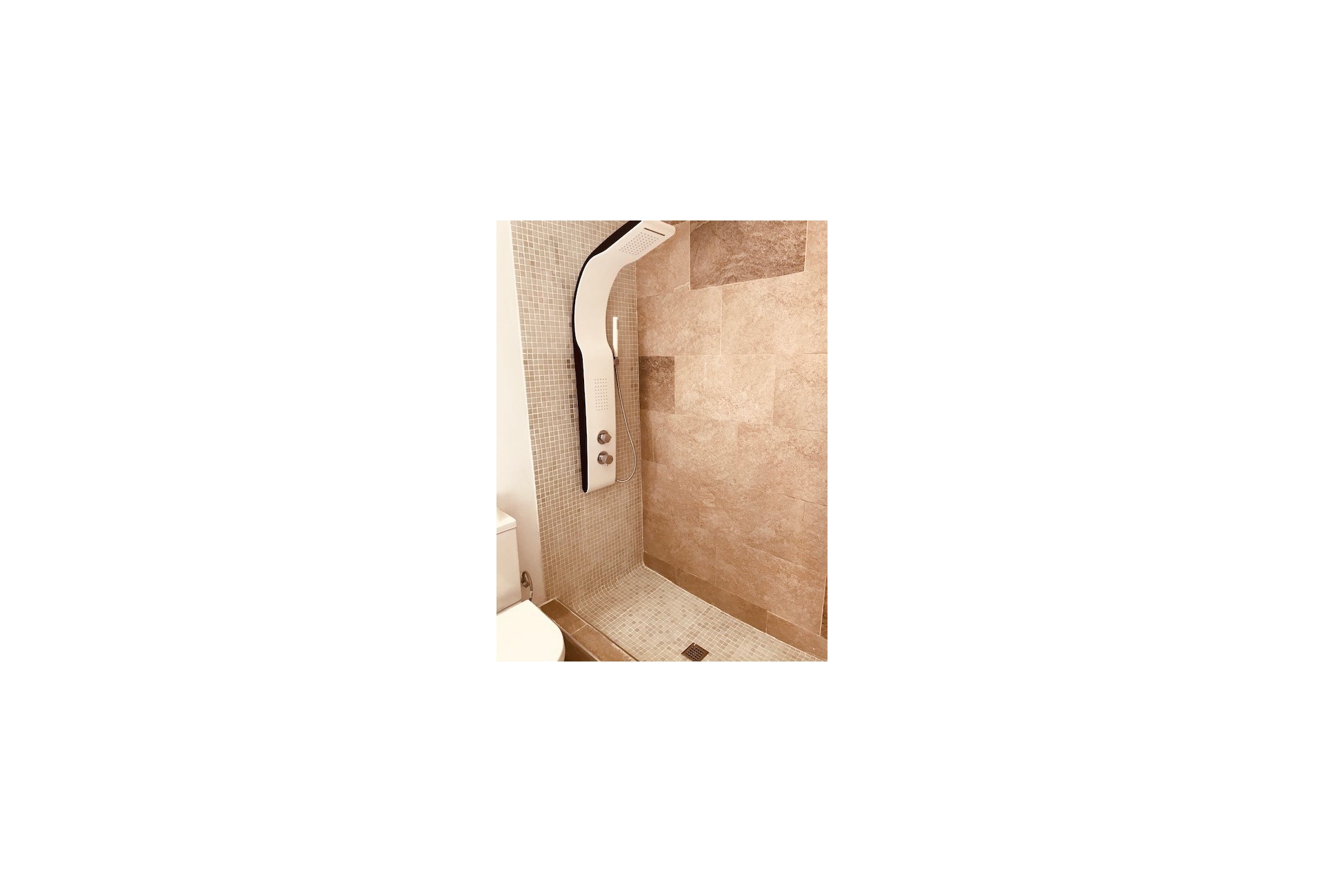 Återförsäljning - Villa -
Rojales - Inland