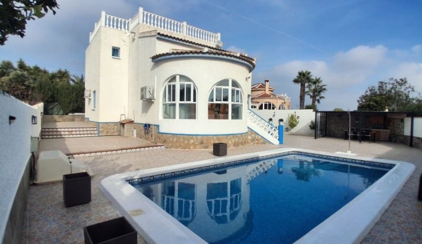 Återförsäljning - Villa -
Rojales - Inland