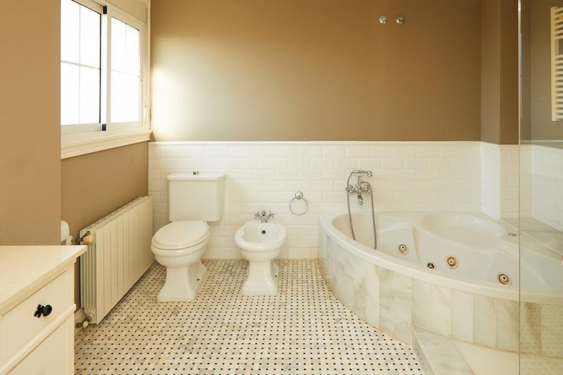 Återförsäljning - Villa -
Rojales - Inland