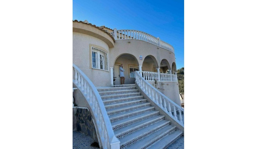 Återförsäljning - Villa -
Rojales - La Marquesa