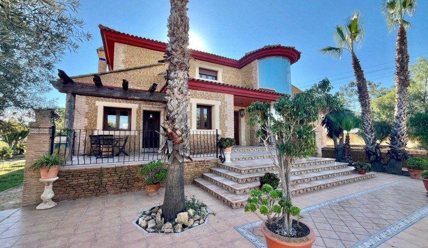 Återförsäljning - Villa -
Rojales - La Vega Baja