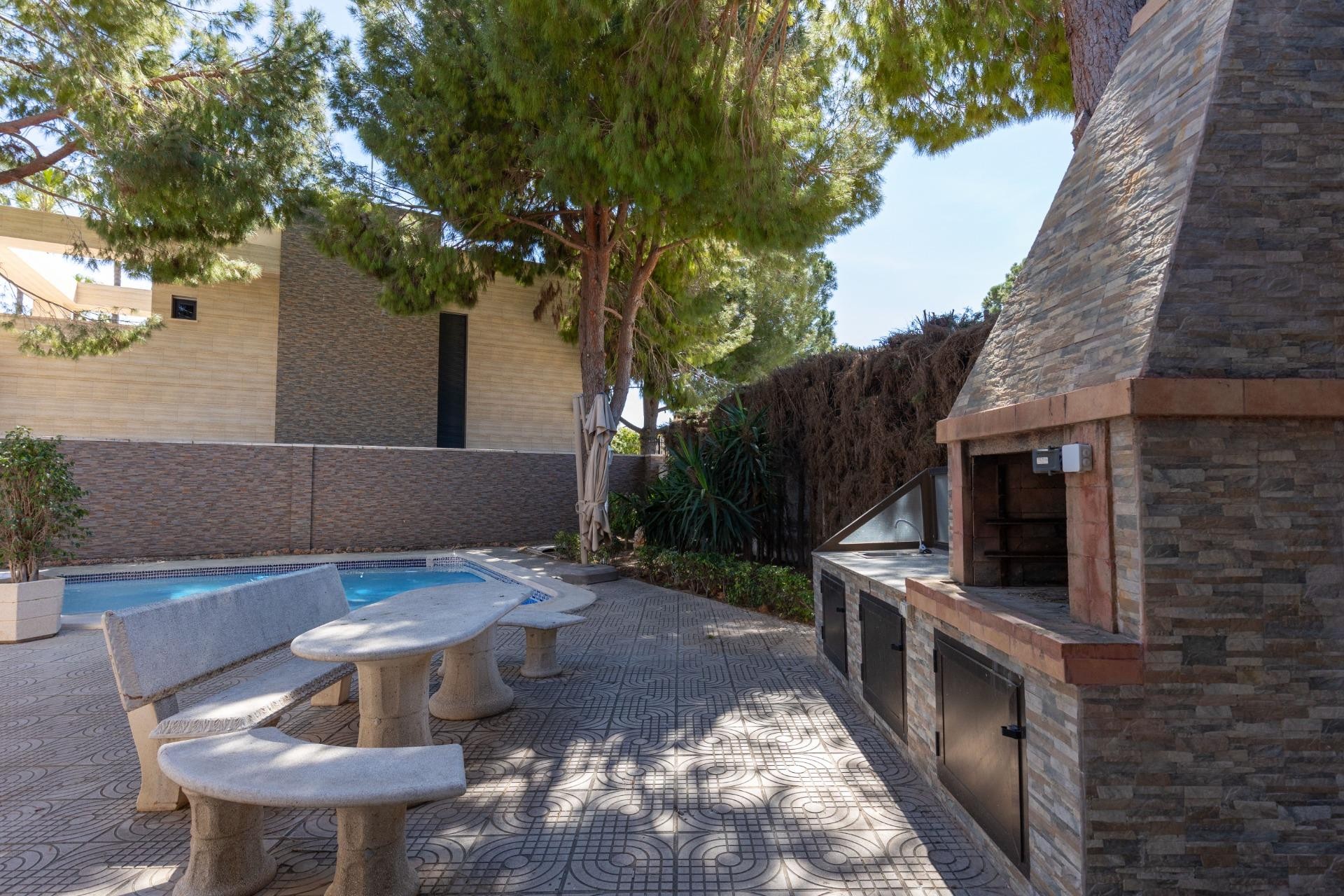 Återförsäljning - Villa -
Rojales - Pueblo Bravo