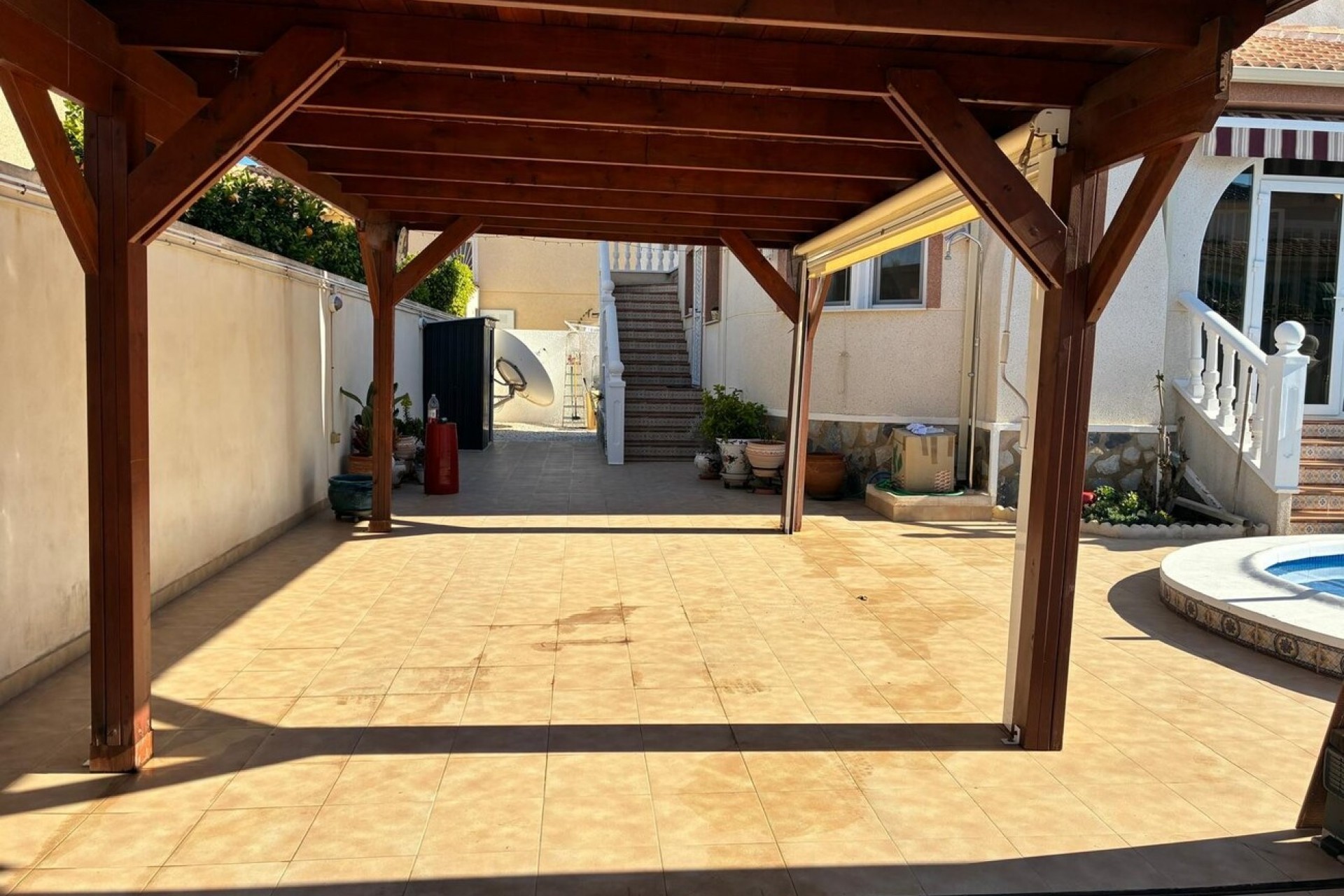 Återförsäljning - Villa -
Rojales - rojales hills