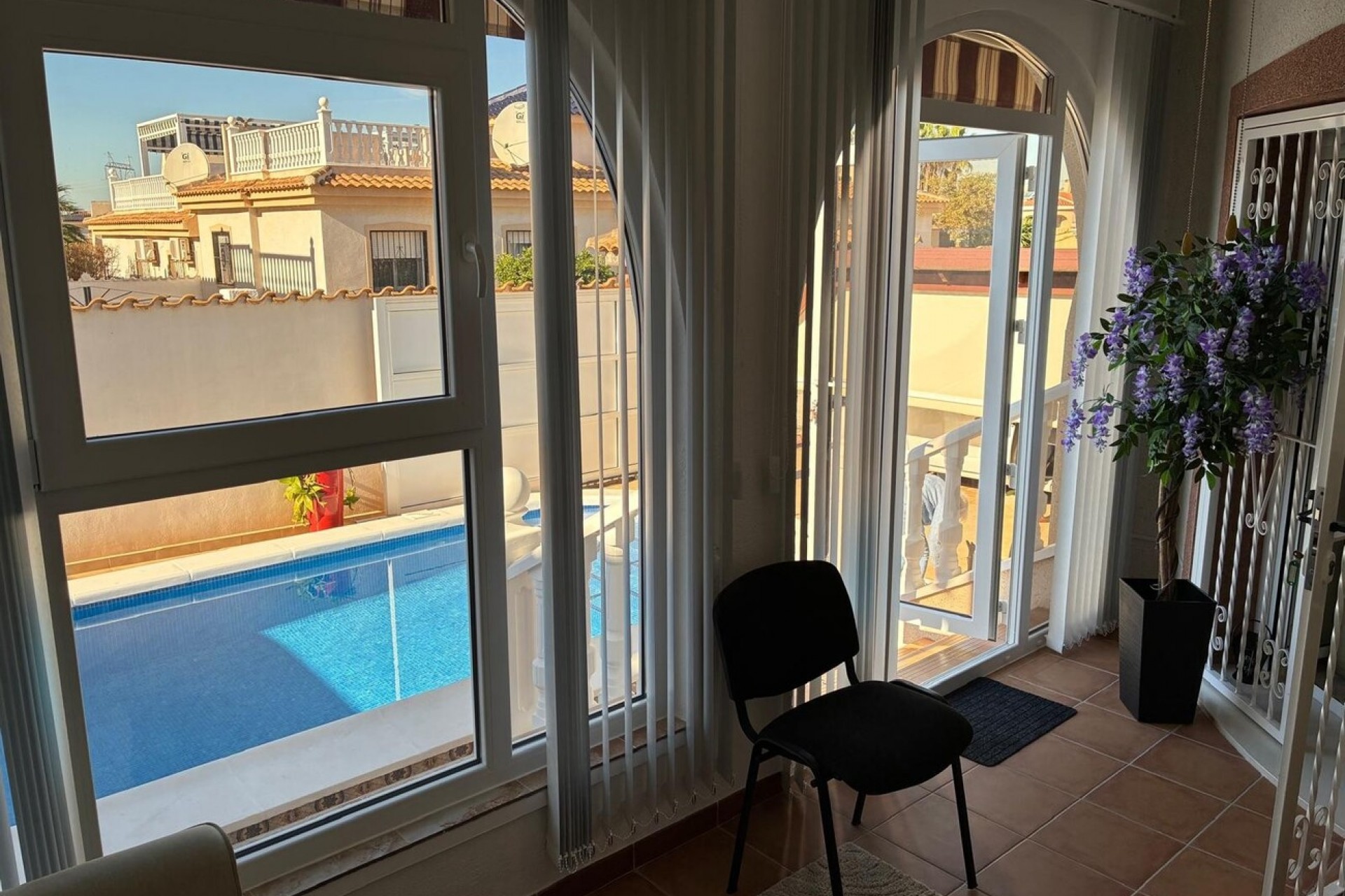 Återförsäljning - Villa -
Rojales - rojales hills