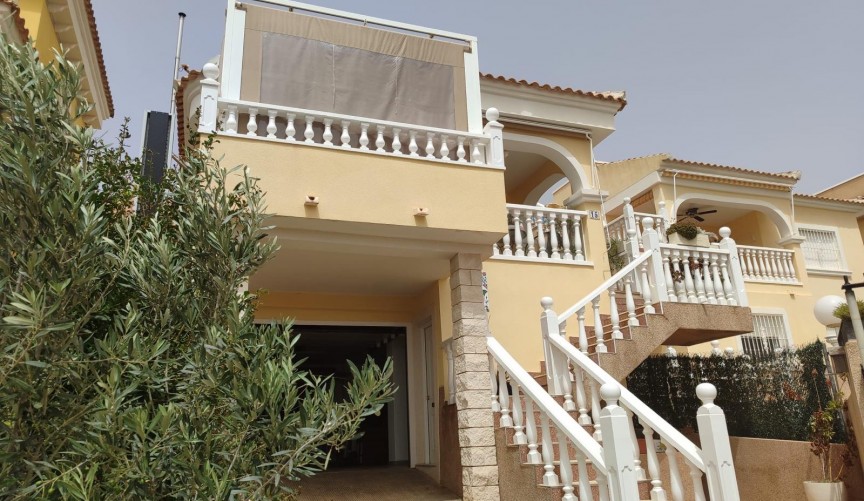 Återförsäljning - Villa -
San Fulgencio - Costa Blanca