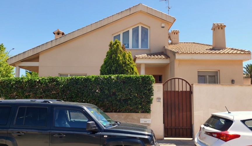 Återförsäljning - Villa -
San Javier - Costa Calida