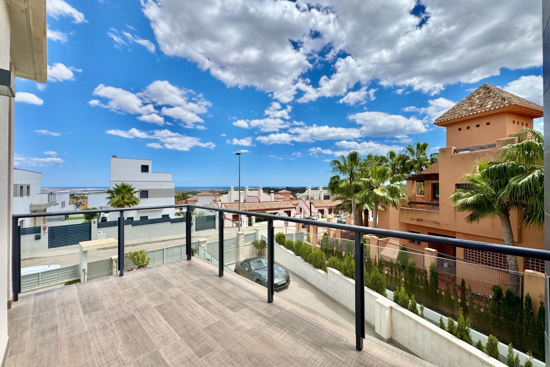 Återförsäljning - Villa -
San Miguel de Salinas - Bellavista