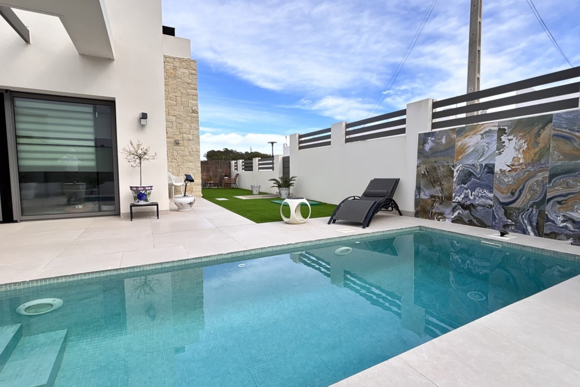 Återförsäljning - Villa -
San Miguel de Salinas - Costa Blanca