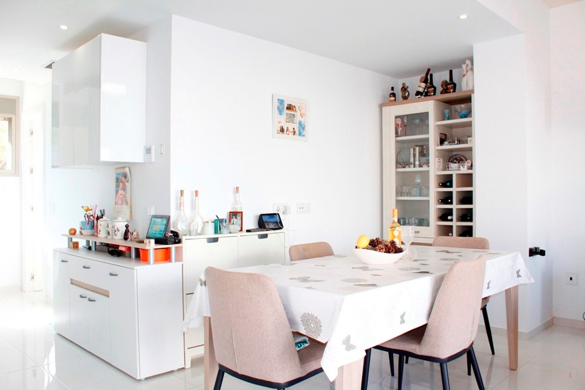 Återförsäljning - Villa -
San Miguel de Salinas - Inland