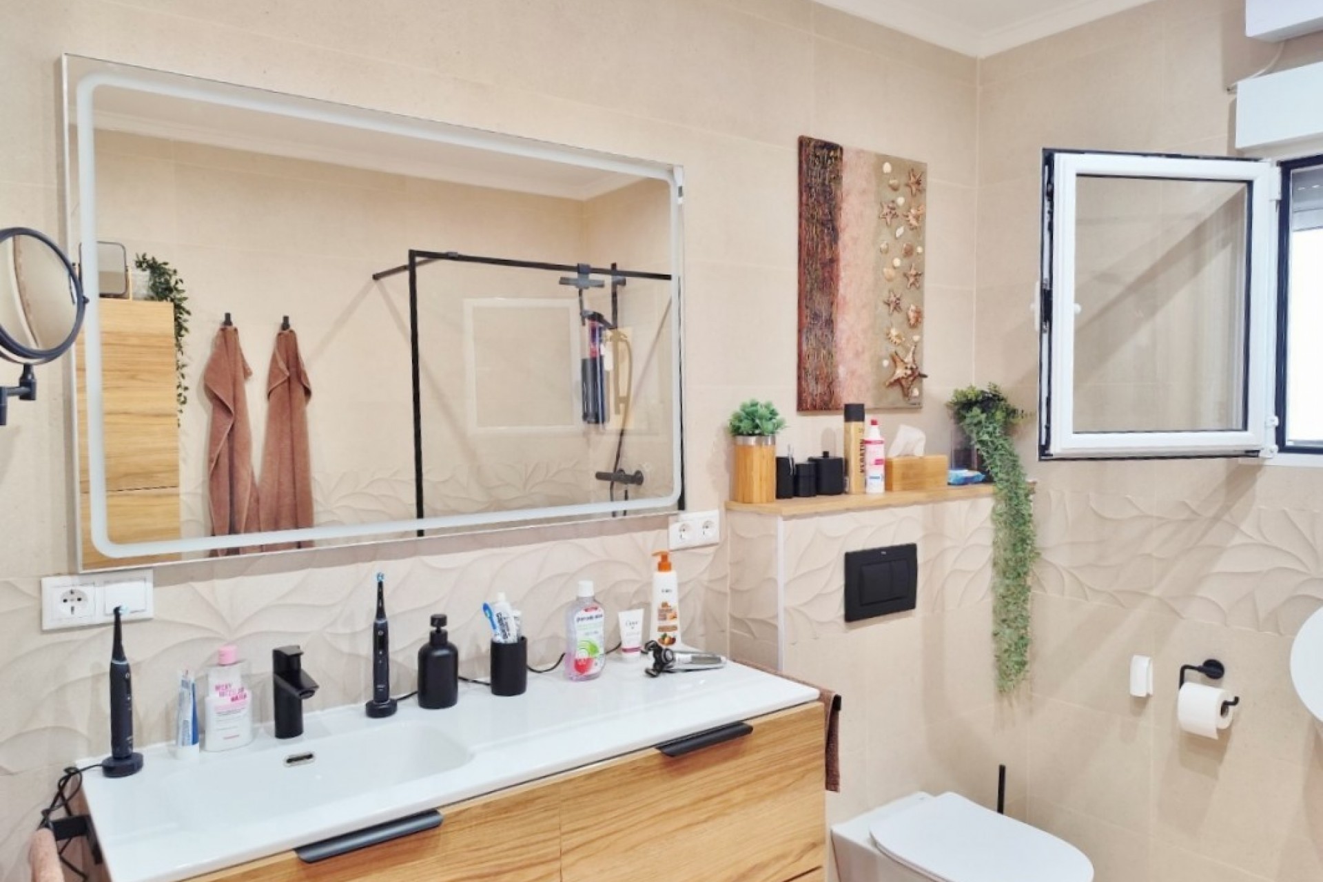 Återförsäljning - Villa -
San Miguel de Salinas - Inland