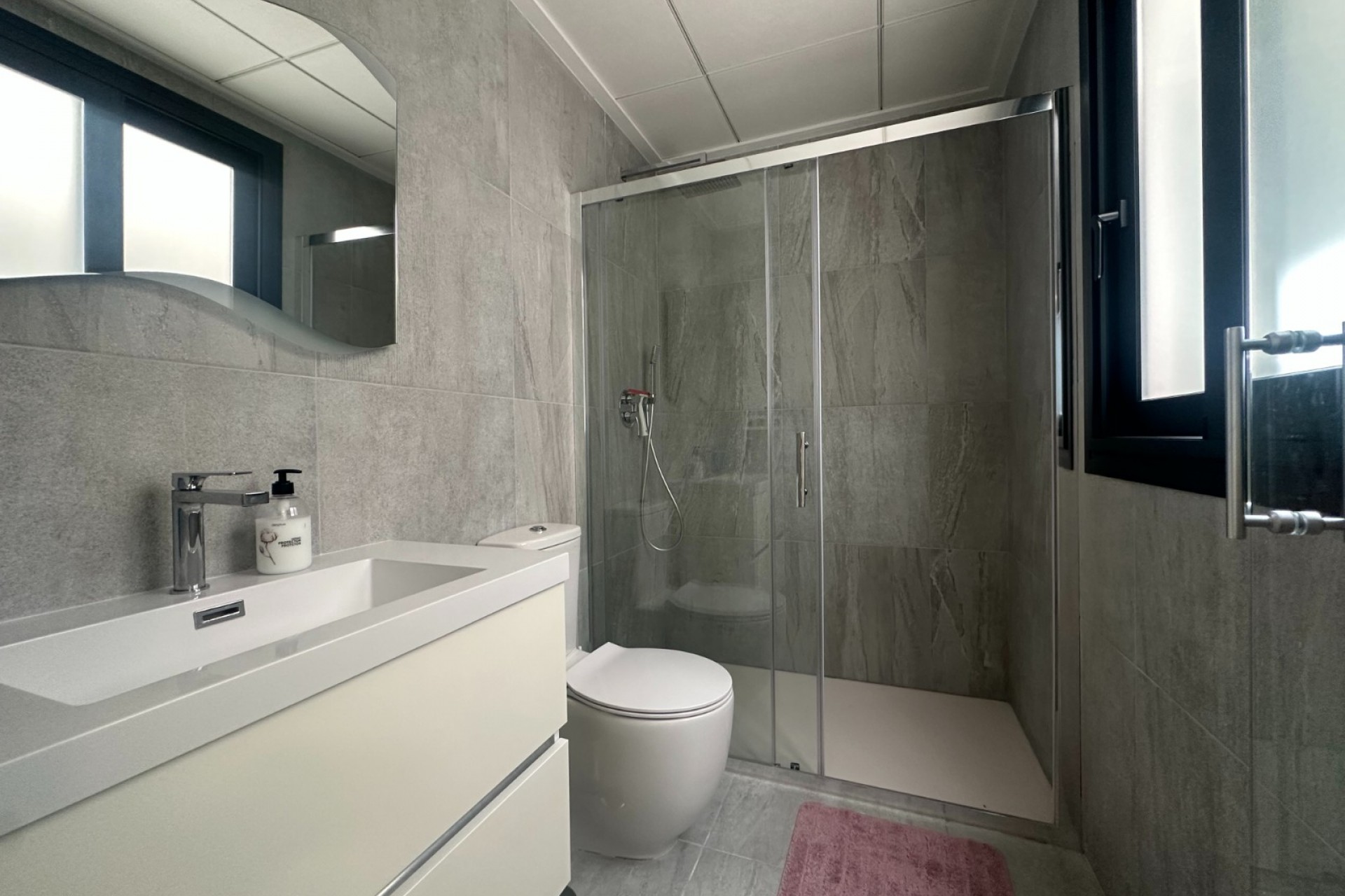 Återförsäljning - Villa -
San Miguel de Salinas - Inland