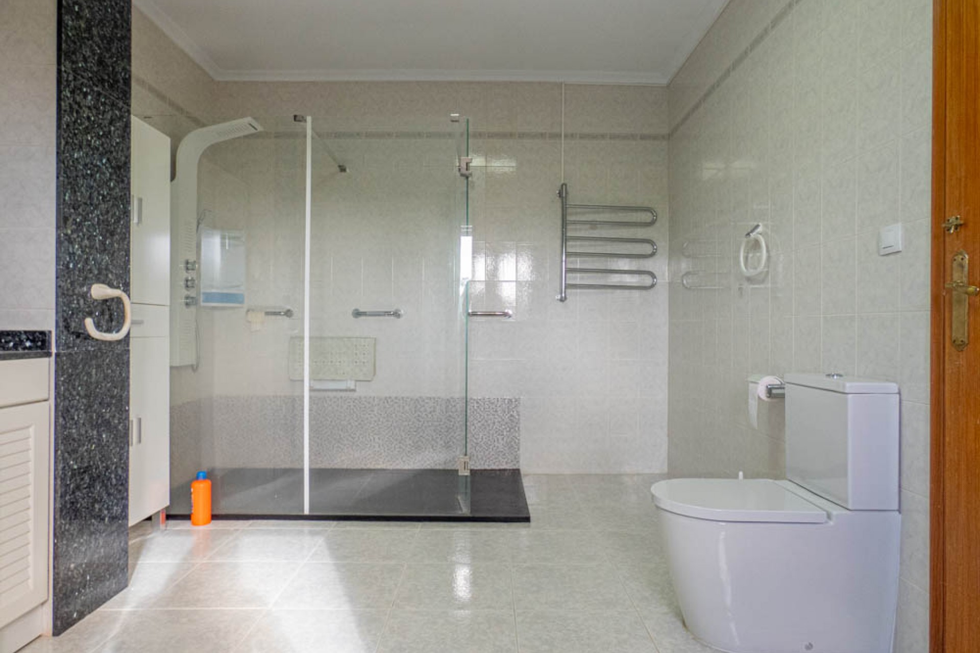 Återförsäljning - Villa -
San Miguel de Salinas - Inland