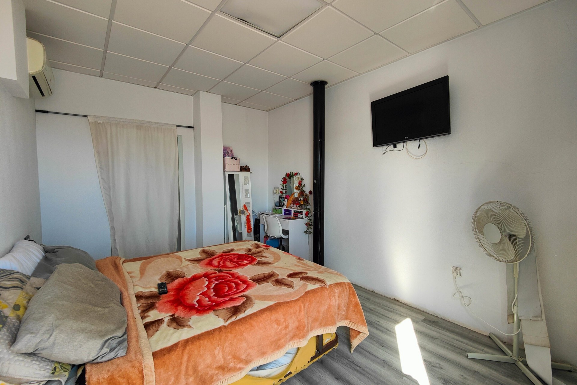 Återförsäljning - Villa -
San Miguel de Salinas - Inland