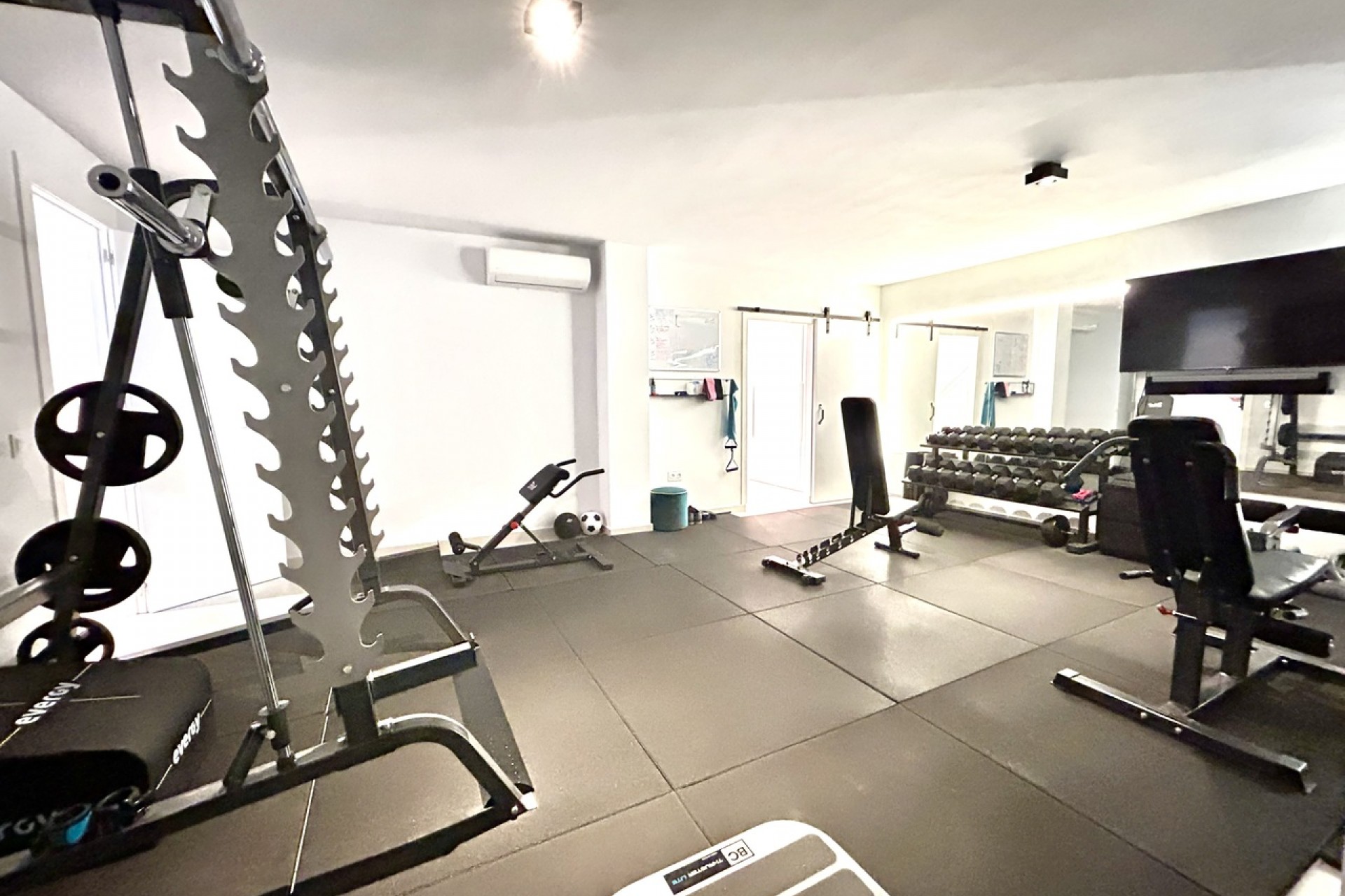 Återförsäljning - Villa -
San Miguel de Salinas - Inland