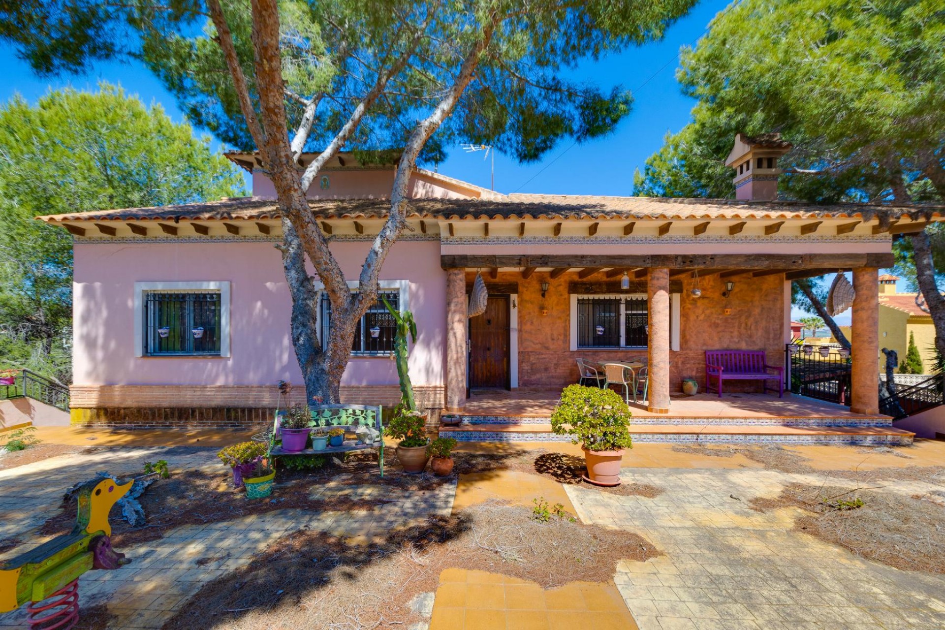Återförsäljning - Villa -
San Miguel de Salinas - Inland