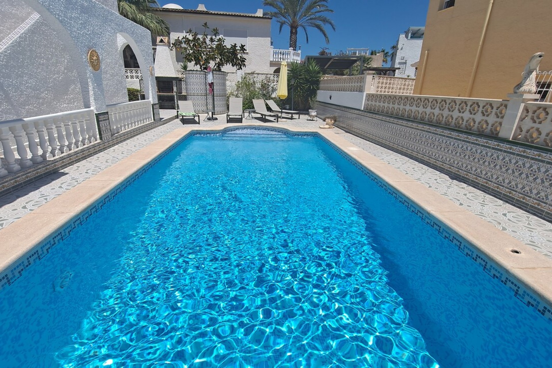 Återförsäljning - Villa -
San Miguel de Salinas - Inland