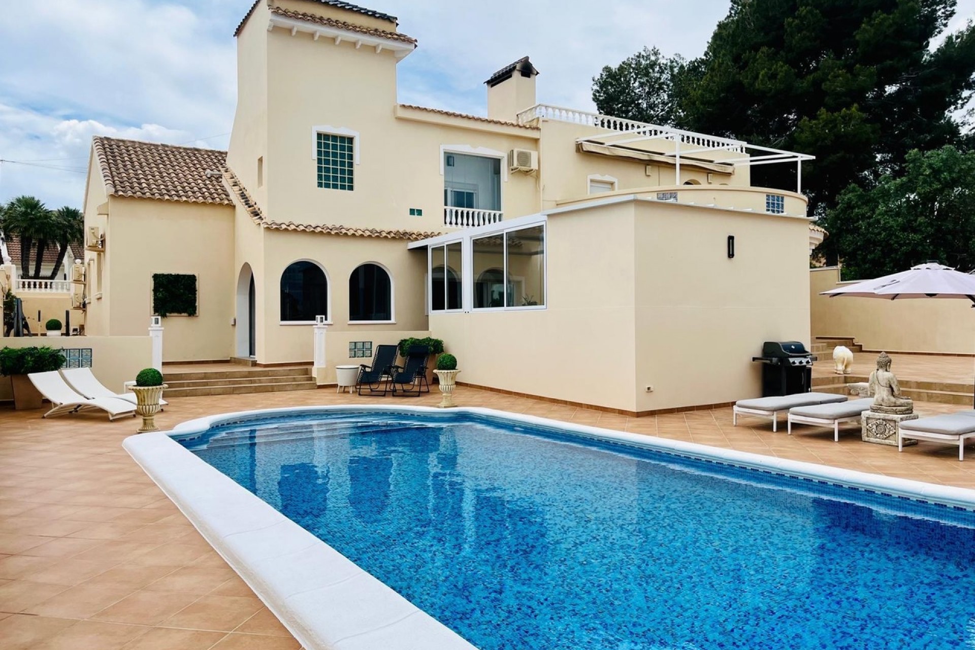 Återförsäljning - Villa -
San Miguel de Salinas - Inland