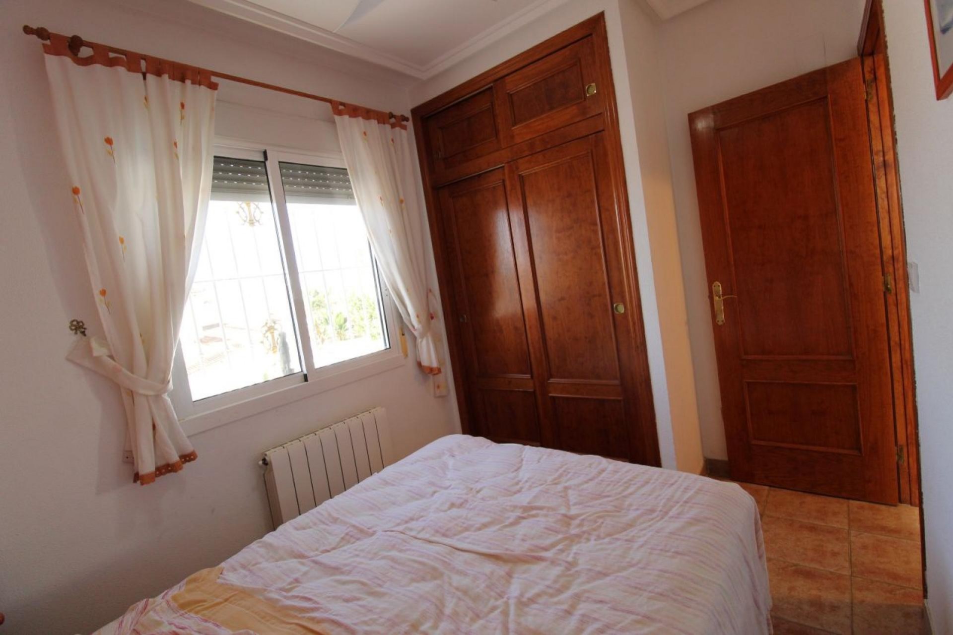 Återförsäljning - Villa -
San Miguel de Salinas - Inland