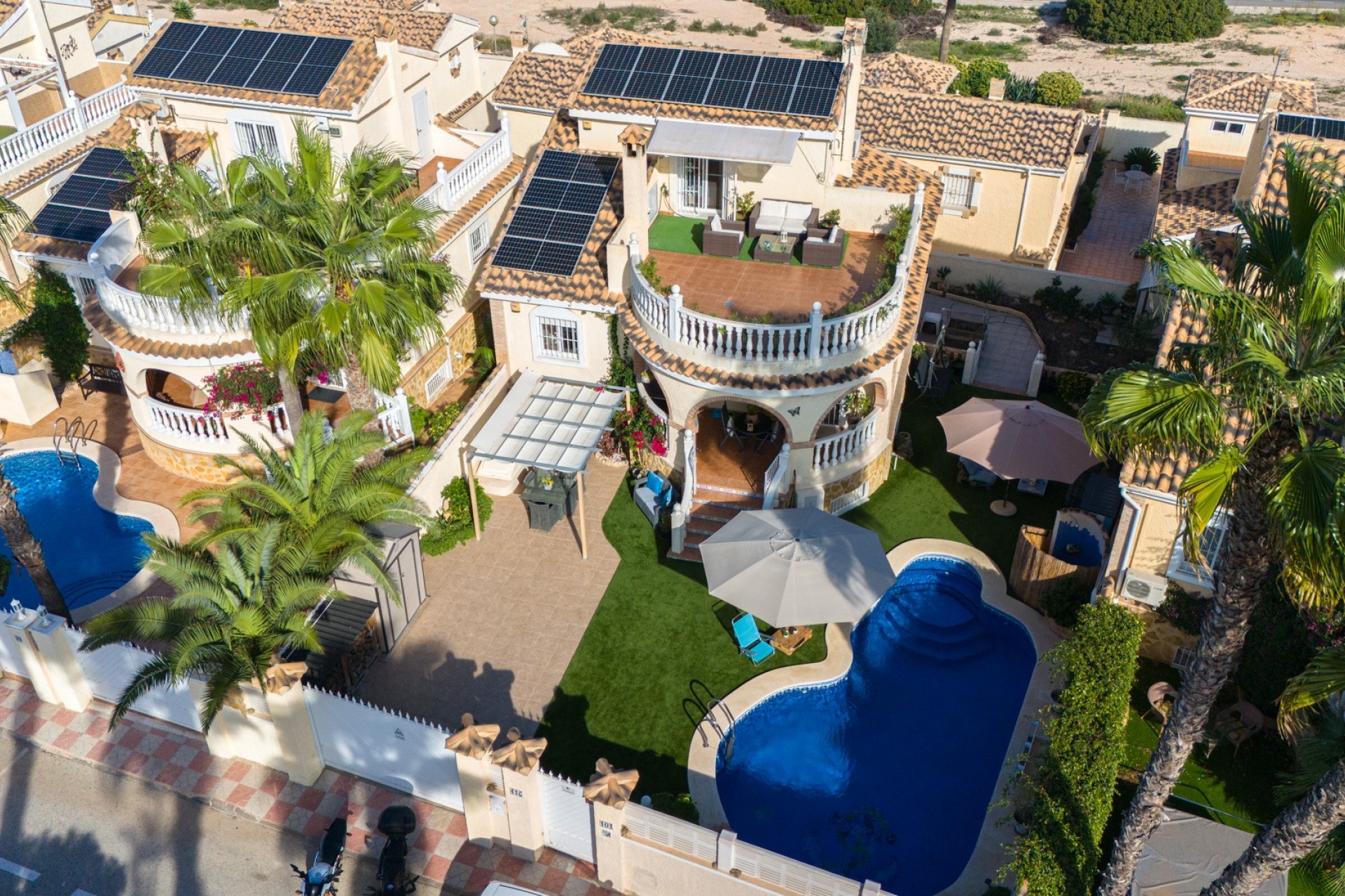 Återförsäljning - Villa -
Santa Pola - Costa Blanca