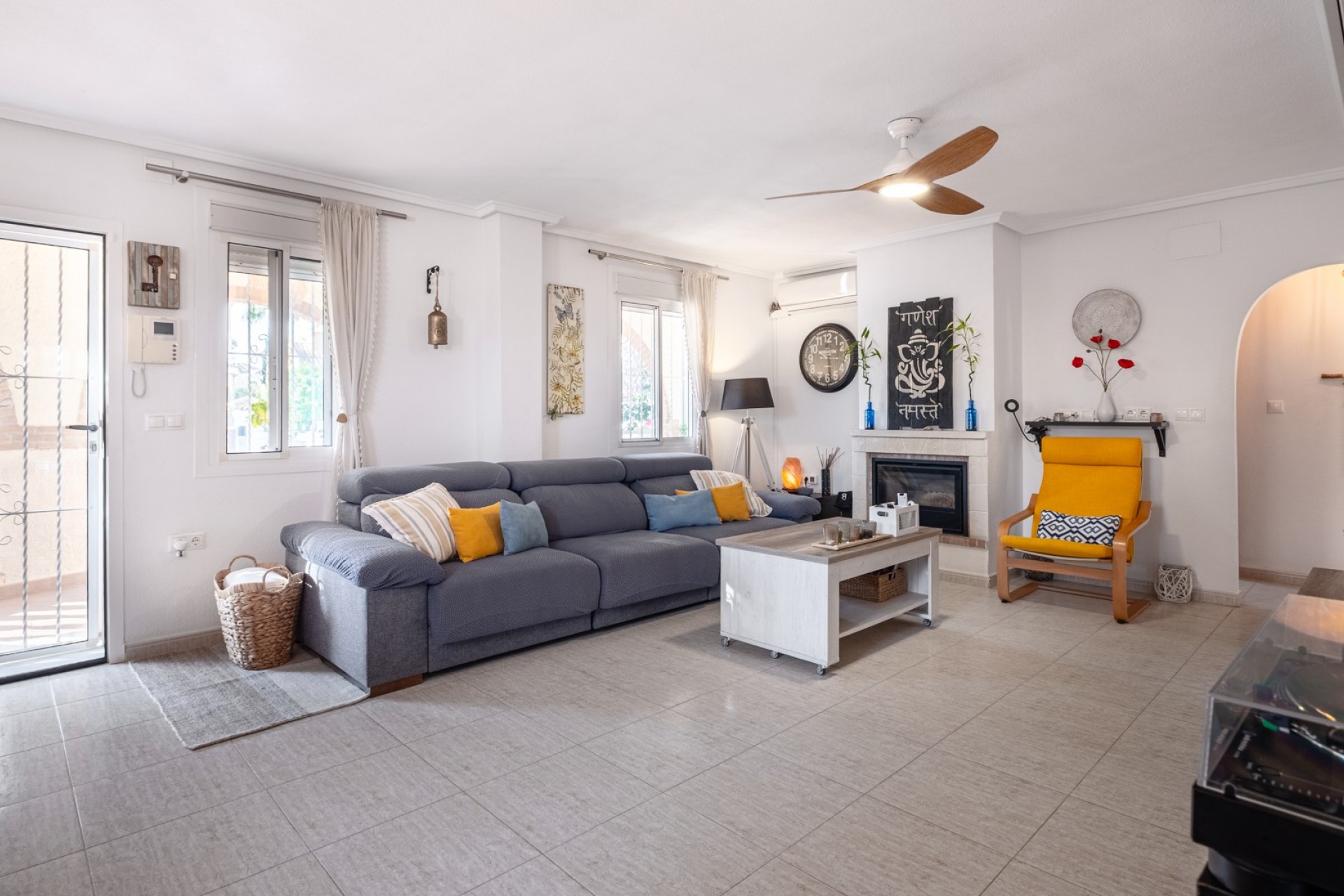 Återförsäljning - Villa -
Santa Pola - Costa Blanca