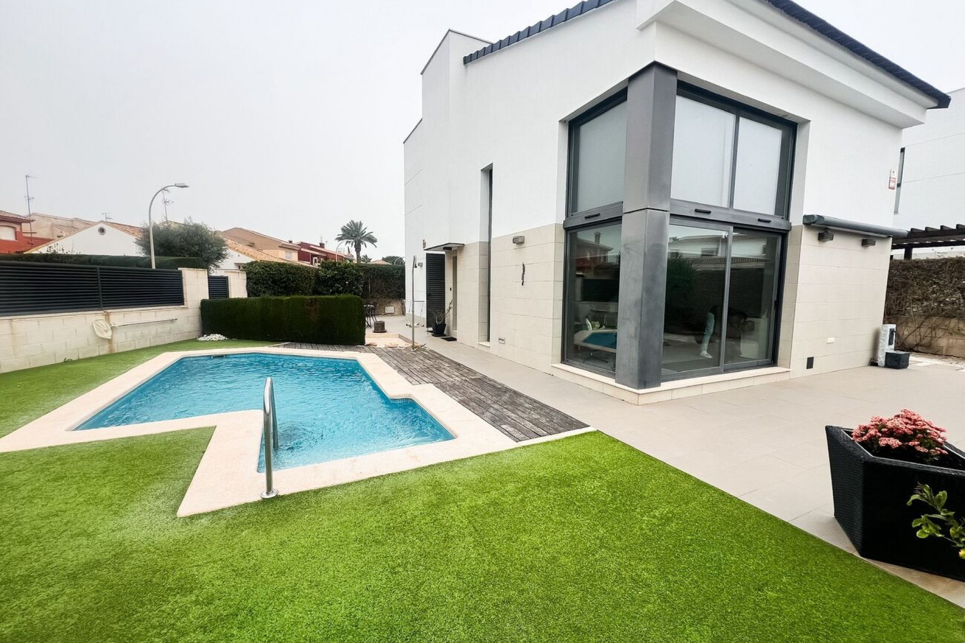 Återförsäljning - Villa -
Santiago de la Ribera - Costa Calida