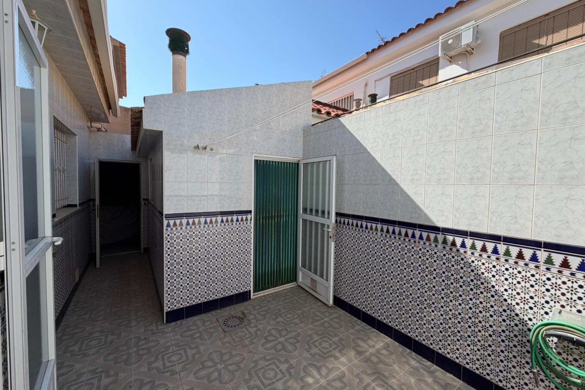 Återförsäljning - Villa -
Santiago de la Ribera - San Blas