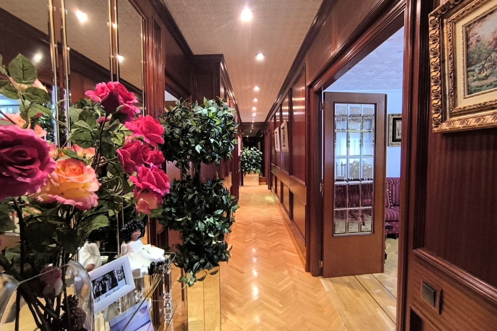 Återförsäljning - Villa -
Sax - Inland