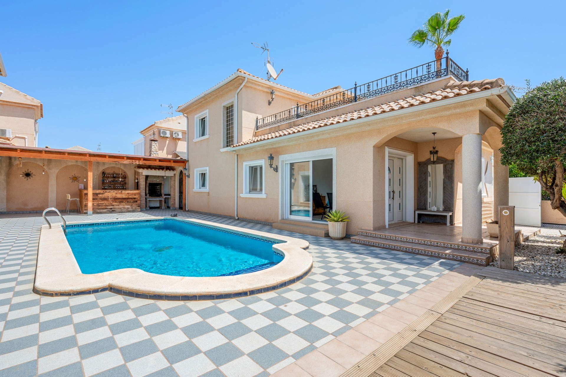 Återförsäljning - Villa -
Torre de la Horadada - Costa Blanca