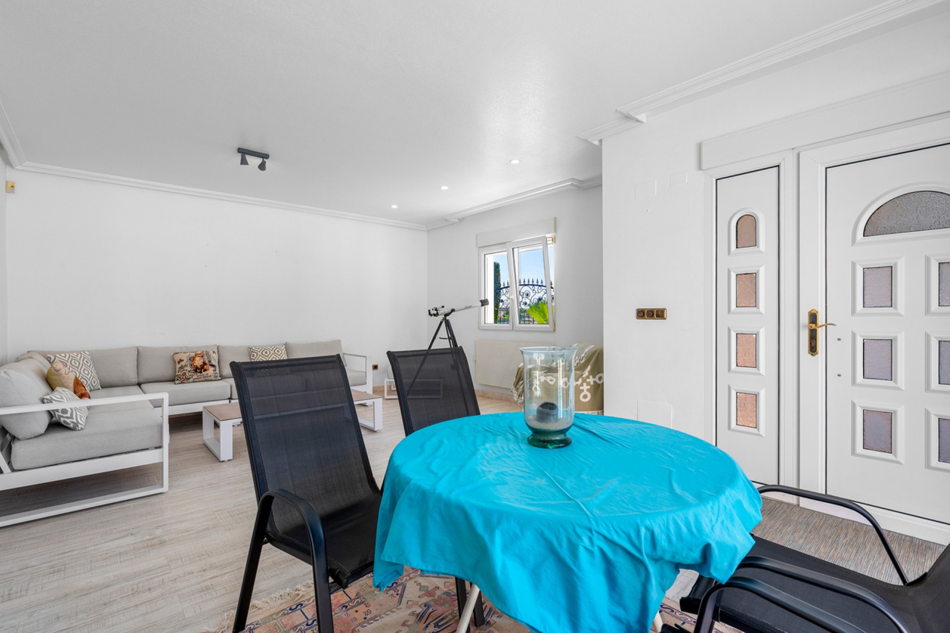 Återförsäljning - Villa -
Torre de la Horadada - Costa Blanca