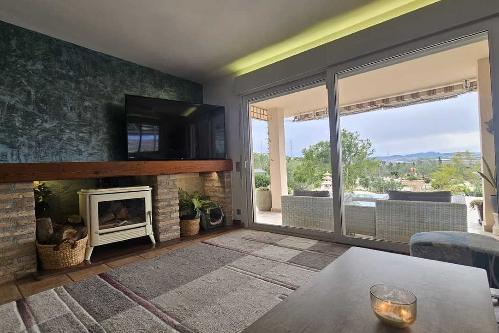 Återförsäljning - Villa -
Torremendo - Costa Blanca