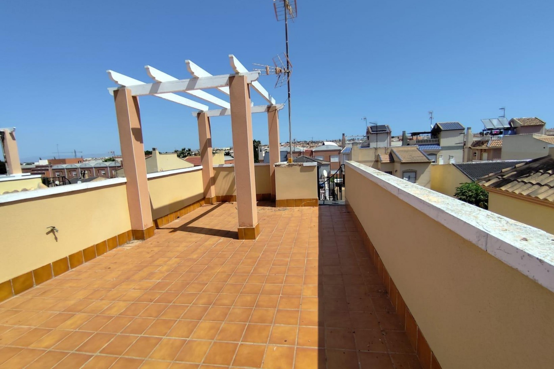 Återförsäljning - Villa -
Torrevieja - Aguas Nuevas 1