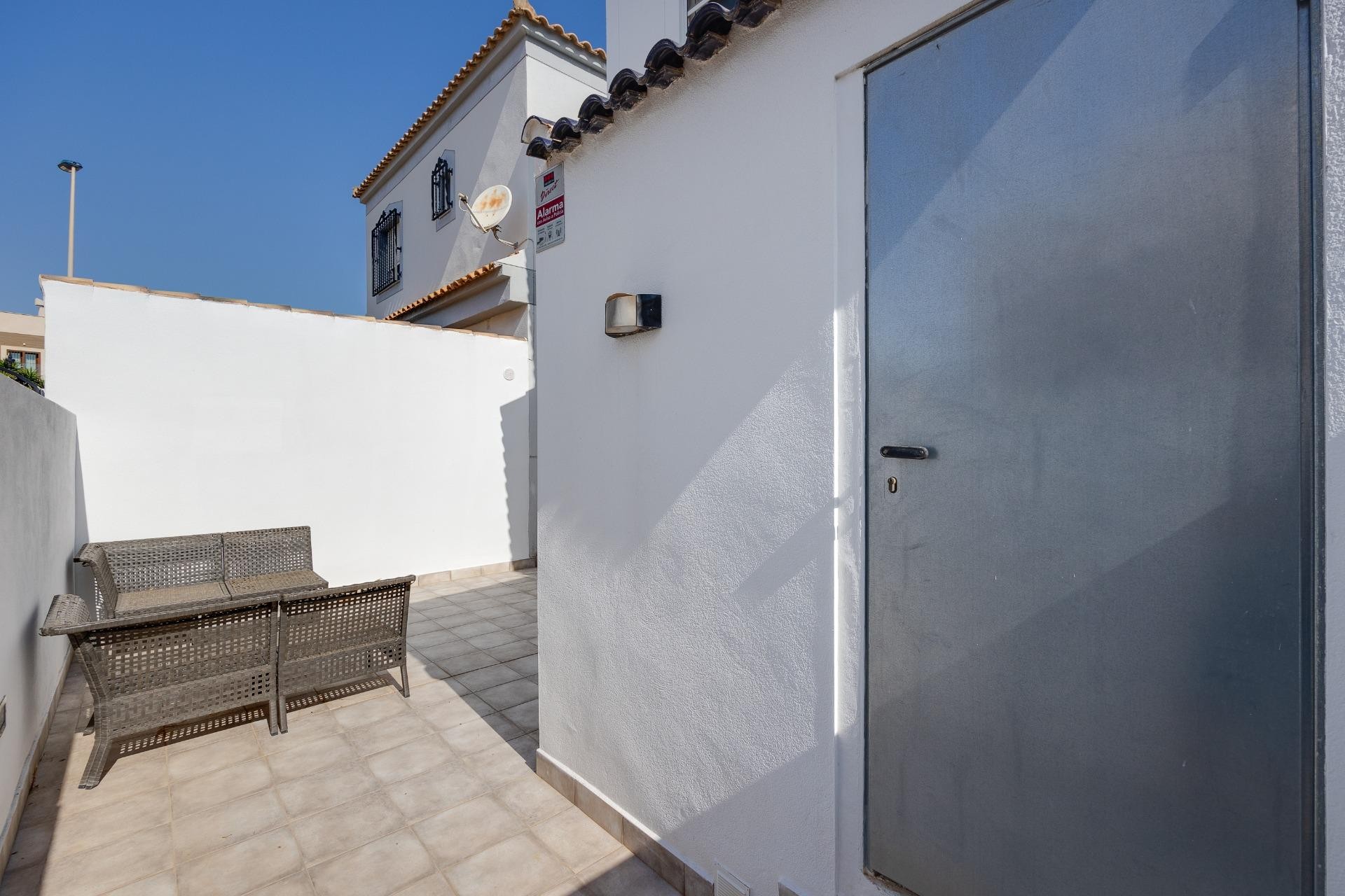Återförsäljning - Villa -
Torrevieja - aguas nuevas