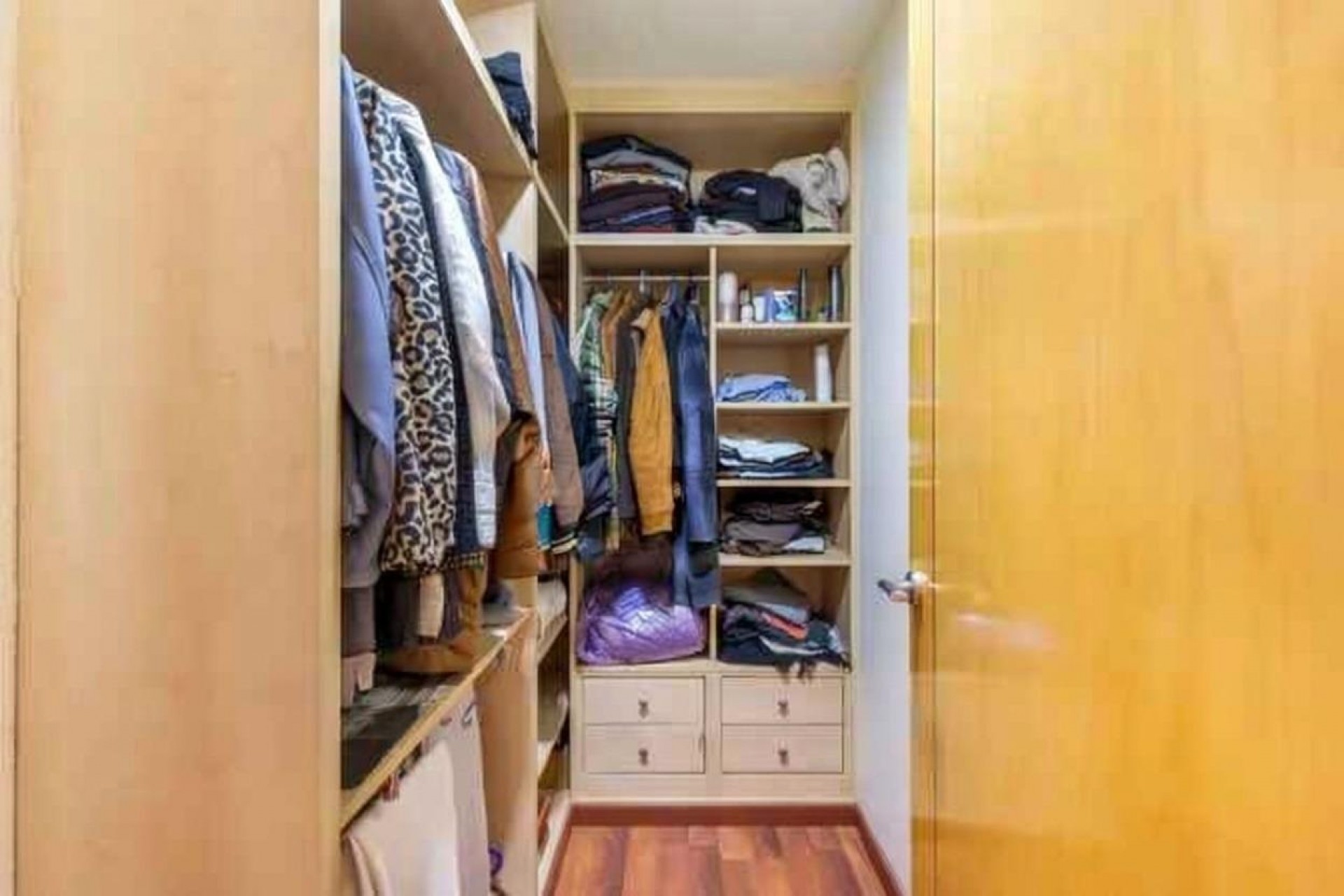 Återförsäljning - Villa -
Torrevieja - aguas nuevas