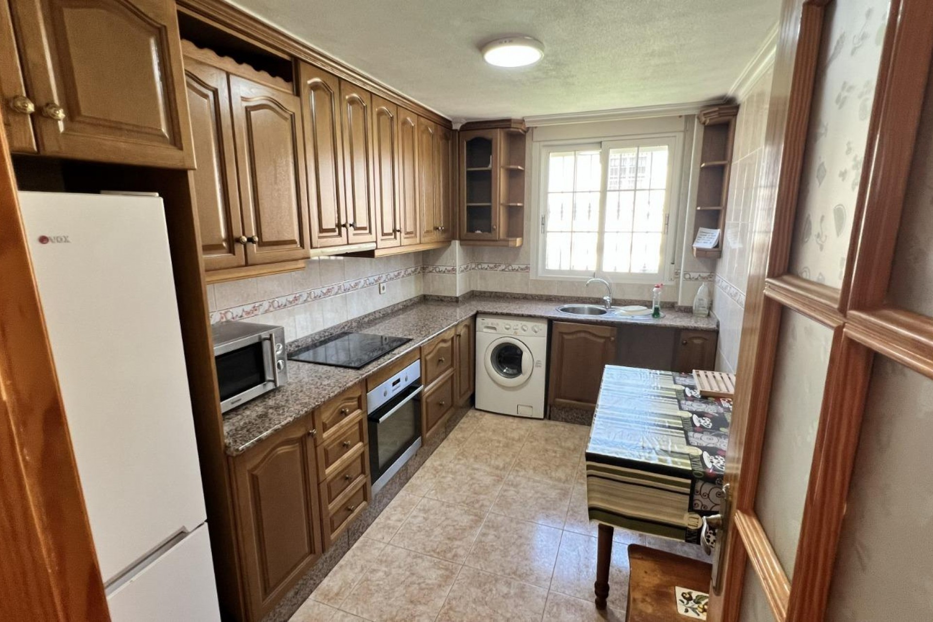 Återförsäljning - Villa -
Torrevieja - aguas nuevas